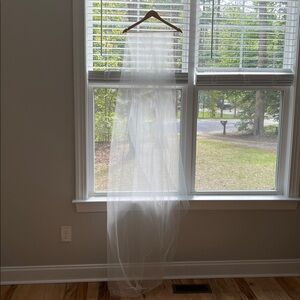 NoonOnTheMoon Sheer Chapel Length Bridal Veil